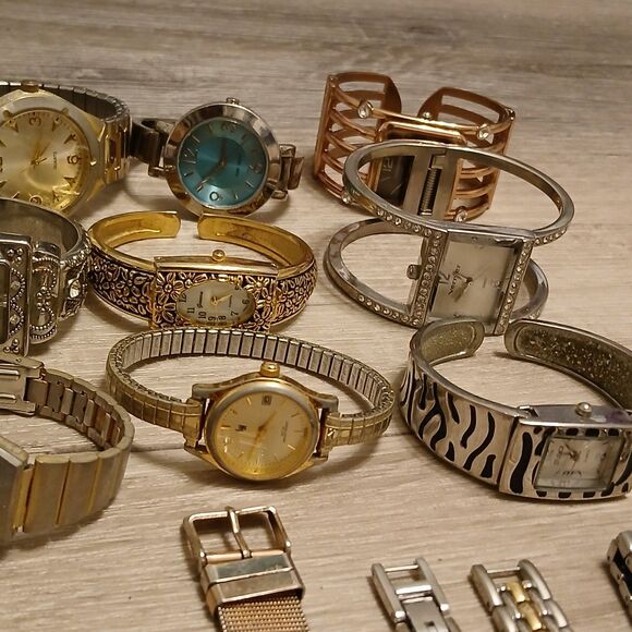 Lot 35+ Watches Parts/Repair ALL Metal Timex L.E.I Nine West Gloria Vanderbilt main image 7